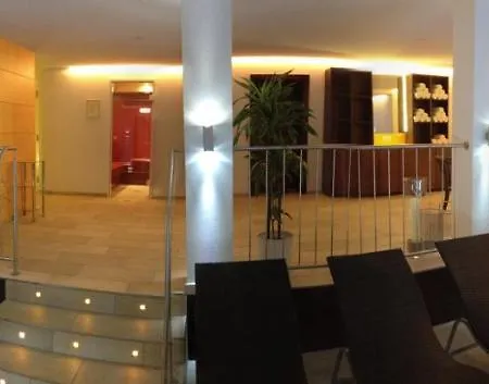 Alphof Faschina Фонтанелла